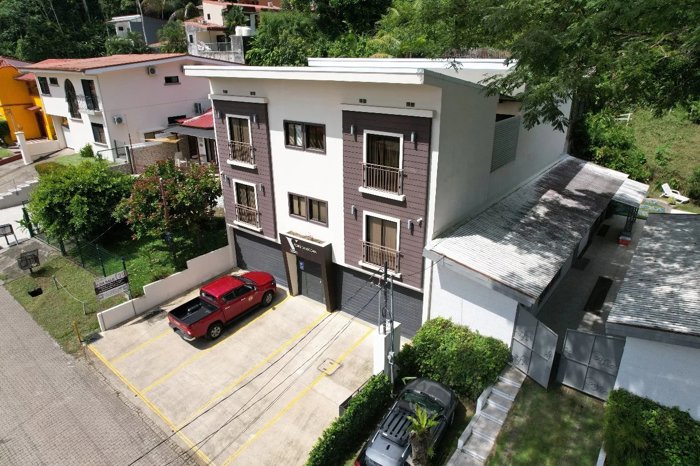 VENTA EDIFICIO en Punta Leona in Tárcoles, Garabito, Puntarenas — $960,000