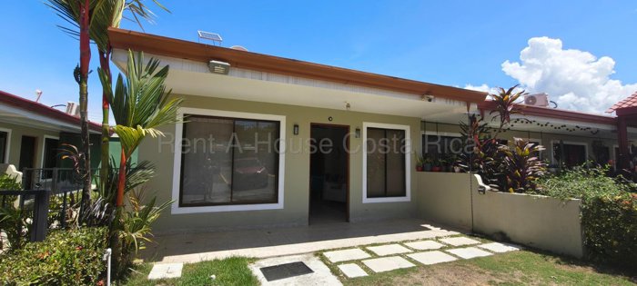 Alquiler de Casa AMUEBLADO en Garabito-Jacó, Puntarenas. RAH 26-2207 en Jacó, Garabito, Puntarenas — ₡ 450 000