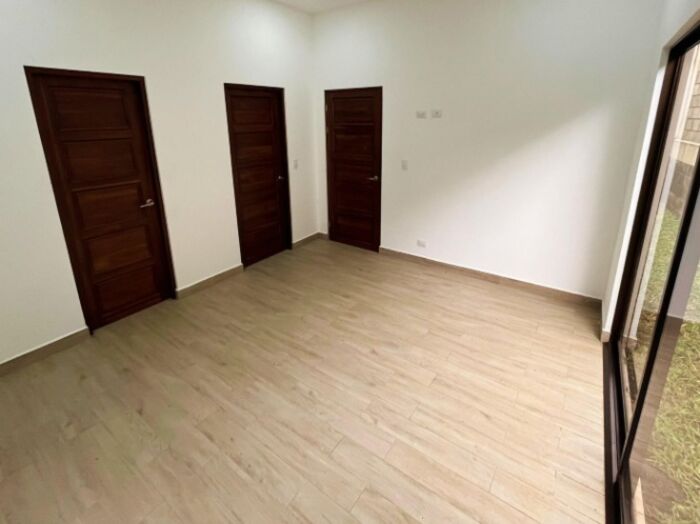 Venta de Casa en San Isidro, Alajuela. RAH 26-5 in San Isidro, Alajuela — $190,000