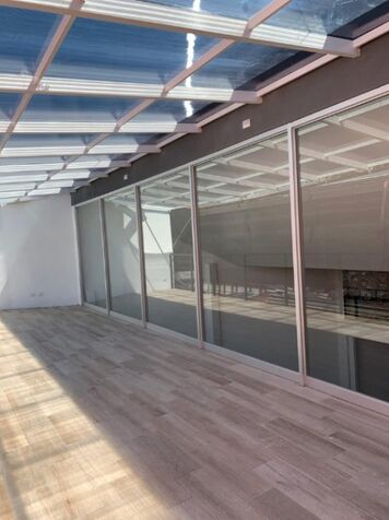 Alquiler de Local Comercial en el centro de San José. RAH 26-206 en Catedral, San José — $3,000