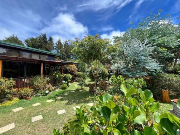 Venta de Cabaña en Dota- El Jardín, San José. en Jardín, Dota, San José — ₡ 75 000 000