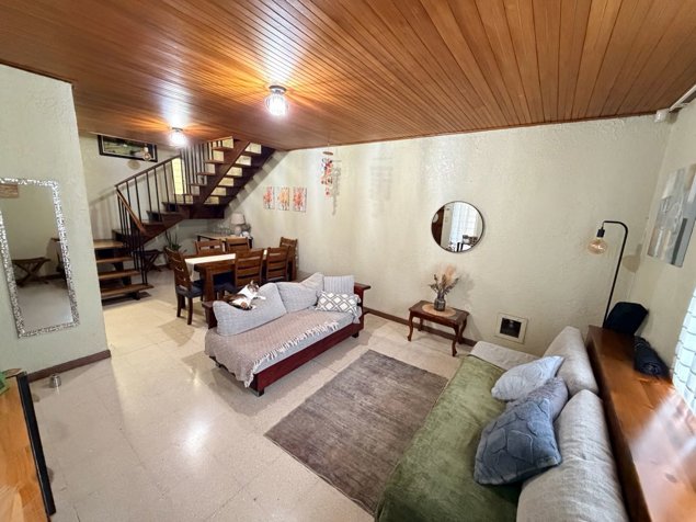 Venta de propiedad con dos casas. Muy céntrica en Tres Ríos, La Unión, Cartago — 112 500 000 ₡ - Foto 1 de 15