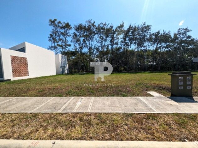 LOTE CONDOMINIO LAS MESETAS HACIENDA LOS REYES GUÁCIMA ALAJUELA SCG19 in Guácima, Alajuela — ₡ 51 000 000