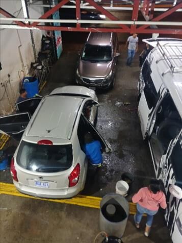 Propiedad con casa y local comercial in San Francisco, Heredia — ₡ 160 000 000