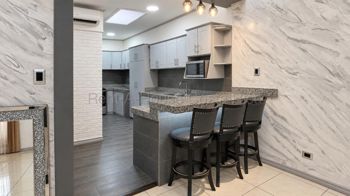 Venta de Casa en Rohrmoser, San José. RAH 27-723