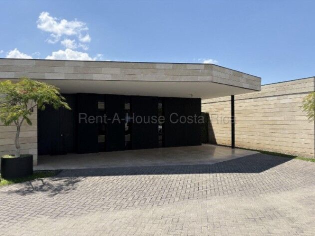 Alquiler de Casa de Lujo de 265mts en Lindora 26-1654 en Pozos, Santa Ana, San José — $4,000