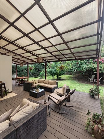 Venta de Casa Independiente en San Ana, San José in Santa Ana, San José — $380,000 - Photo 2 of 12