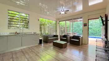 Venta de 3 Apartamentos con un Lote de 1013m2 en Tamarindo Guanacaste 26-220 en Tamarindo, Santa Cruz, Guanacaste — $325,000 - Foto 4 de 9