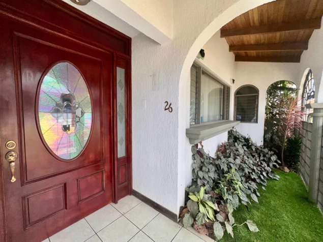 Venta de casa en Mercedes Norte, Heredia en Mercedes, Heredia — ₡ 119 000 000 - Foto 3 de 19