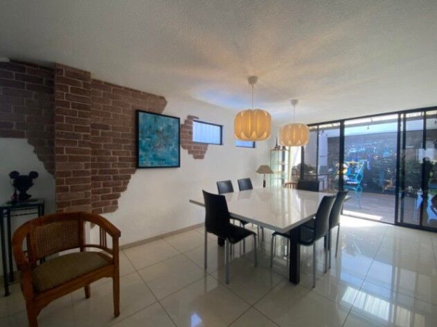 Se vende moderna casa en condominio de Escazú 26-478 in Escazú, San José — $340,000