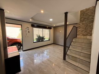 House for Sale 2 Levels with Jacuzzi Los Colegios Moravia in San Vicente, Moravia, San José — 115 000 000 ₡ - Photo 3 of 20