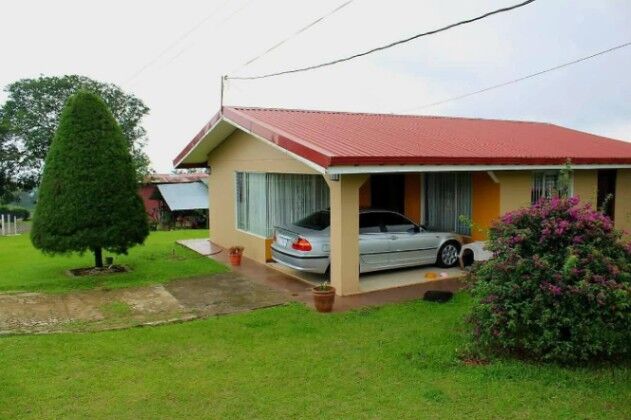 SE VENDE BELLA PROPIEDAD Y 2 CASAS EN SAN CARLOS.  en Quesada, San Carlos, Alajuela — ₡ 130 000 000