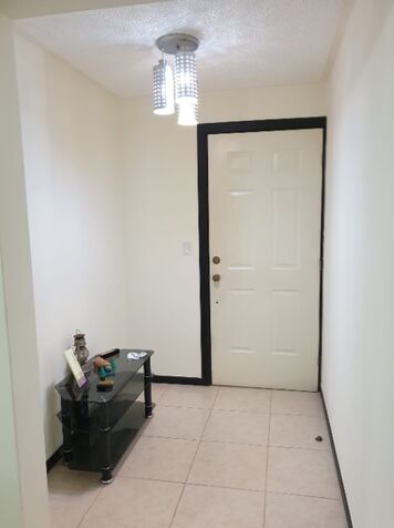 Alquiler de Apartamento Amueblado en San Rafael, Alajuela — $750