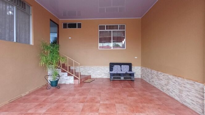 Venta de Casa + APTO en Ipis de Goicoechea. RAH 26-244 en Ipís, Goicoechea, San José — ₡ 97 000 000
