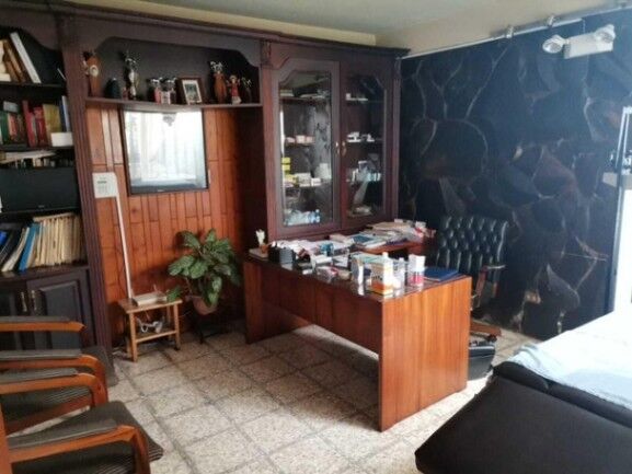 MLS-26-957 KQ VENTA CASA AMUEBLADA ALAJUELA CENTRO CONTACTENOS AL # 88987222 en Alajuela — $358,000 - Foto 2 de 10