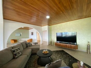 Venta de Espectacular Casa en San Rafael de Escazú / Mls. 26-263 OFC JB in San Rafael, Escazú, San José — $695,000 - Photo 5 of 20