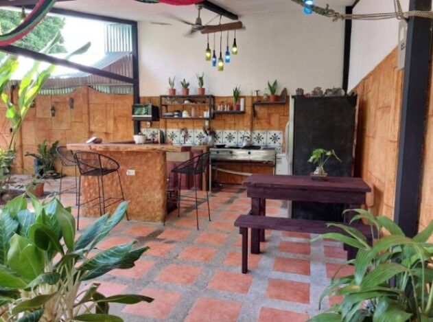Villa de Dos Pisos con Vista al Volcán a solo 20 minutos de La Fortuna | +506 8469-1799 in La Fortuna, San Carlos, Alajuela — ₡ 67 000 000