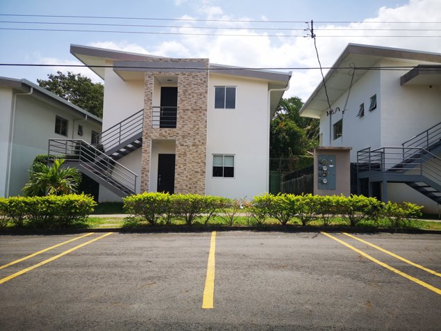 AMPLIO APARTAMENTO CON FINOS ACABADOS EN REMATE BANCARIO en Alajuela — $105,200 - Foto 2 de 18