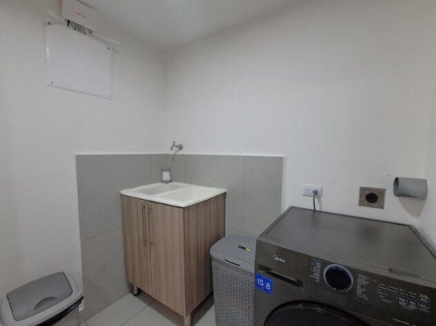 Se alquila moderno apartamento en condominio Altamira 26-934 in San Pablo, Heredia — $1,100