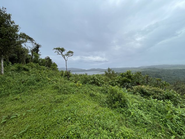 Lotes en venta con vista al lago Arenal y Cote in Arenal, Tilarán, Guanacaste — $199,000 - Photo 3 of 4