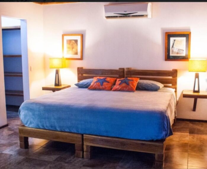 Complex 4 casas Panica Tambor Peninsula Nicoya en Paquera, Puntarenas — $780,000