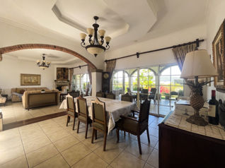 Se vende casa de lujo de una planta, Urb. La Caraña, Santa Ana (AD). in Piedades, Santa Ana, San José — $725,000 - Photo 4 of 20