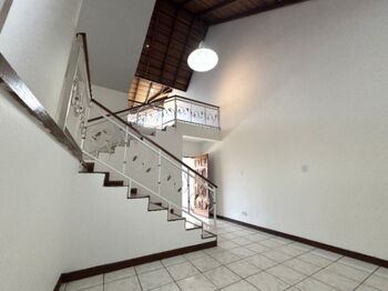 Casa en venta: 3 Habitaciones en Guadalupe Goicoechea con Ubicación Céntrica y 244 m²🏡✨ en Guadalupe, Goicoechea, San José — 137 000 000 ₡ - Foto 5 de 20