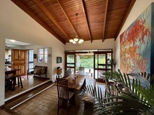 Venta CASA con AMPLIO TERRENO Y VISTA, ESCAZÚ (FAU) en San Antonio, Escazú, San José — $425,000 - Foto 5 de 18