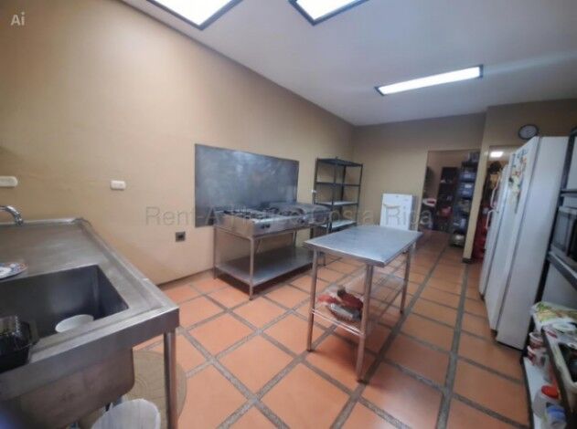 Venta de Hotel AMUEBLADO en Belén de Heredia.  en San Antonio, Belén, Heredia — $1,750,000