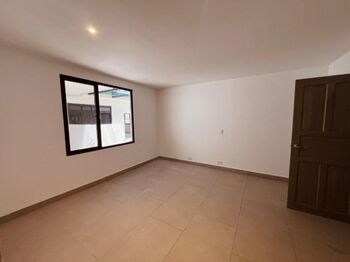 Alquiler de Cómodo Apartamento en Escazú / Mls. 26-1240 OFC JB en San Rafael, Escazú, San José — $1,400 - Foto 5 de 6