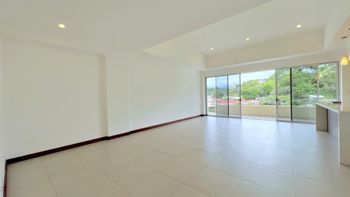 Penthouse en condominio Escazú con 243 m², balcón y vista in San Rafael, Escazú, San José — $400,000 - Photo 5 of 28
