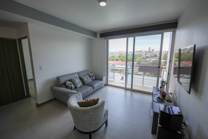 Apartamento de 2 Habitaciones en CAIA Residences in Escazú, San José — $200,000 - Photo 3 of 18