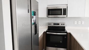 Alquiler de Apartamento Amueblado en Escazú-San Rafael. RAH 26-2002 en San Rafael, Escazú, San José — $1,250 - Foto 4 de 17