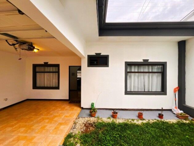 Venta de Casa en Caballo Blanco-Dulce Nombre, Cartago. RAH 26-409 en Dulce Nombre, Cartago — $113,500