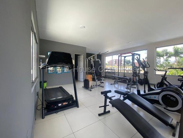 Venta de Apartamento AMUEBLADO en Ulloa-Heredia. RAH 27-327 en Ulloa, Heredia — ₡ 76 500 000