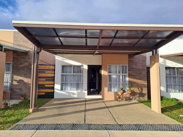 Venta de casa en Condominio Ilios- Cartago in El Tejar, El Guarco, Cartago — ₡ 68 000 000