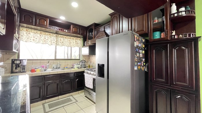 House With Panoramic Terrace and Jacuzzi –  Naranjo in El Rosario, Naranjo, Alajuela — ₡ 110 000 000 - Photo 3 of 17