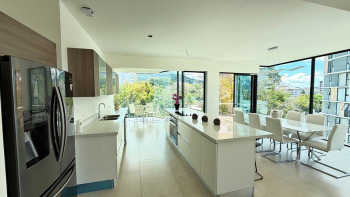 Venta de apartamentos elegantes en condominio, Escazú. (FE) in San Rafael, Escazú, San José — $385,000 - Photo 3 of 20