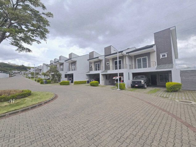 RIO PALMA CASA EN ALQUILER DE LUJO in Escazú, San José — $2,000