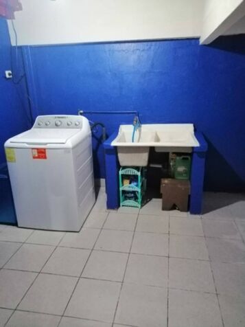 SE VENDE BELLA CASA EN DESAMPARADOS, SAN JOSÉ.  en Gravilias, Desamparados, San José — ₡ 74 000 000