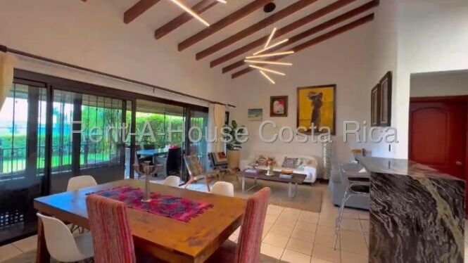 CASA EN VENTA, HACIENDA LOS REYES $525.000 COD#26-1434 en Guácima, Alajuela — $525,000