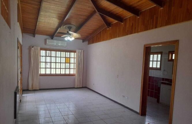 Casa con Quinta en Guápiles, Limón  en Guápiles, Pococí, Limón — $299
