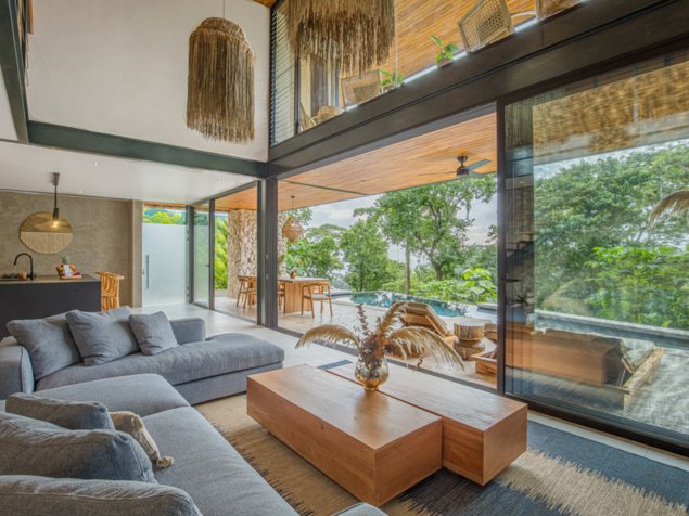 Exclusiva Villa Lasai con Piscina Infinita y Vistas a la Jungla in Cóbano, Puntarenas — $2,200,000 - Photo 3 of 15