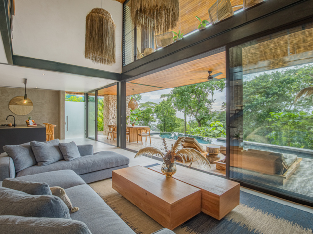 Exclusiva Villa Lasai con Piscina Infinita y Vistas a la Jungla en Cóbano, Puntarenas — $2,200,000 - Foto 3 de 15