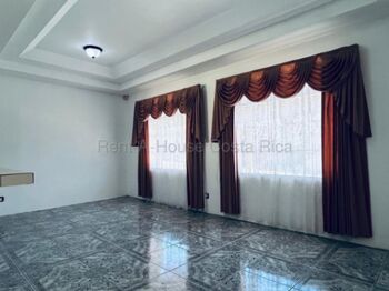 Venta de Casa en Santa Bárbara-San Pedro, Heredia. RAH 26-1523 in San Pedro, Santa Bárbara, Heredia — 72 500 000 ₡ - Photo 4 of 10