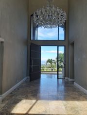 Se Vende Casa en exclusivo Residencial en Trinidad de Mora in Colón, Mora, San José — $1,250,000 - Photo 5 of 9