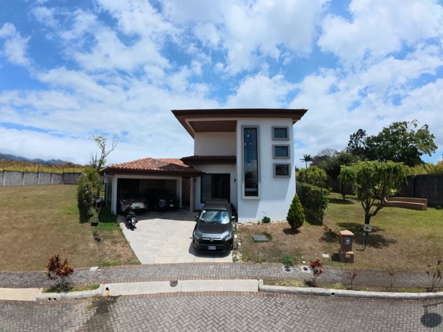 Venta Casa Lujo Santo Domingo, Heredia en Pará, Santo Domingo, Heredia — ₡ 250 000 000 - Foto 3 de 54