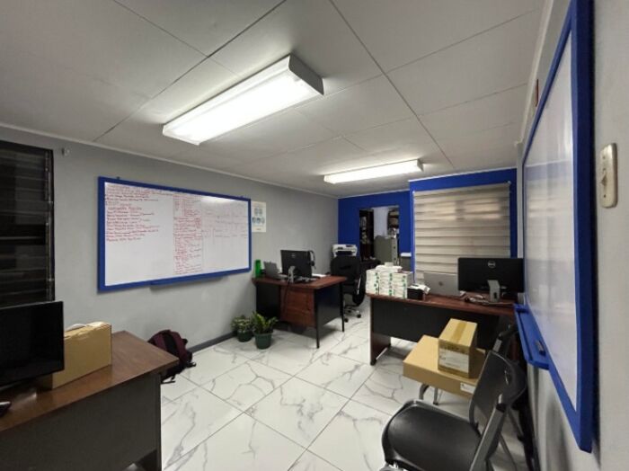 Alquiler de Practico Edificio en Catedral, San José / Mls. 25-1614 OFC JB in Catedral, San José — $6,500