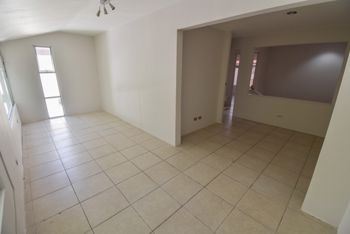 Casa de 3 Habitaciones en Hacienda Colón en Colón, Mora, San José — $1,750 - Foto 5 de 41