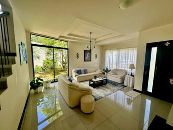 Venta de Casa en Curridabat-Granadilla.  in Granadilla, Curridabat, San José — $568,000 - Photo 5 of 20